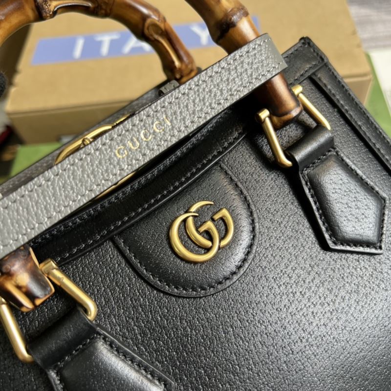 Gvc*1 tote bags